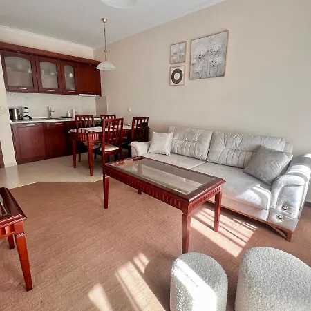 Apartament Lift - Novi *